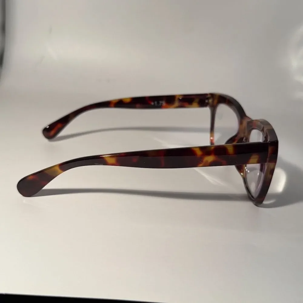 1562 Mona Reading Glasses 1.75 Tortoise Readers Rounded Square Frame NWT